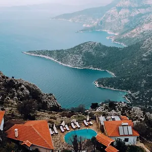 Konukevi Yediburunlar Lighthouse